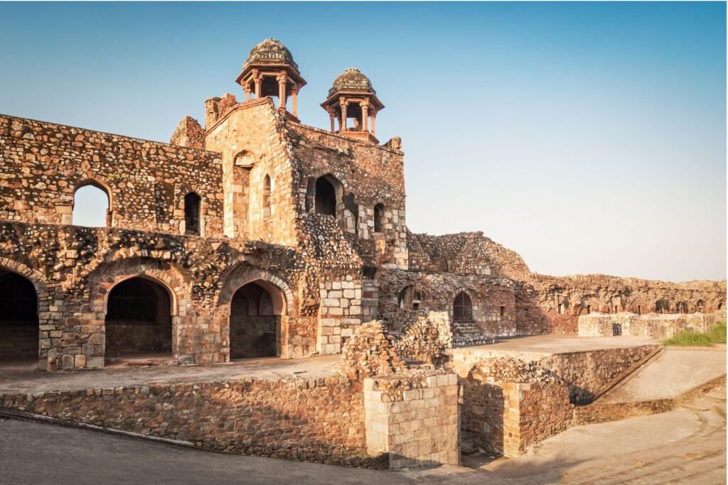 Purana Qila nearest metro station