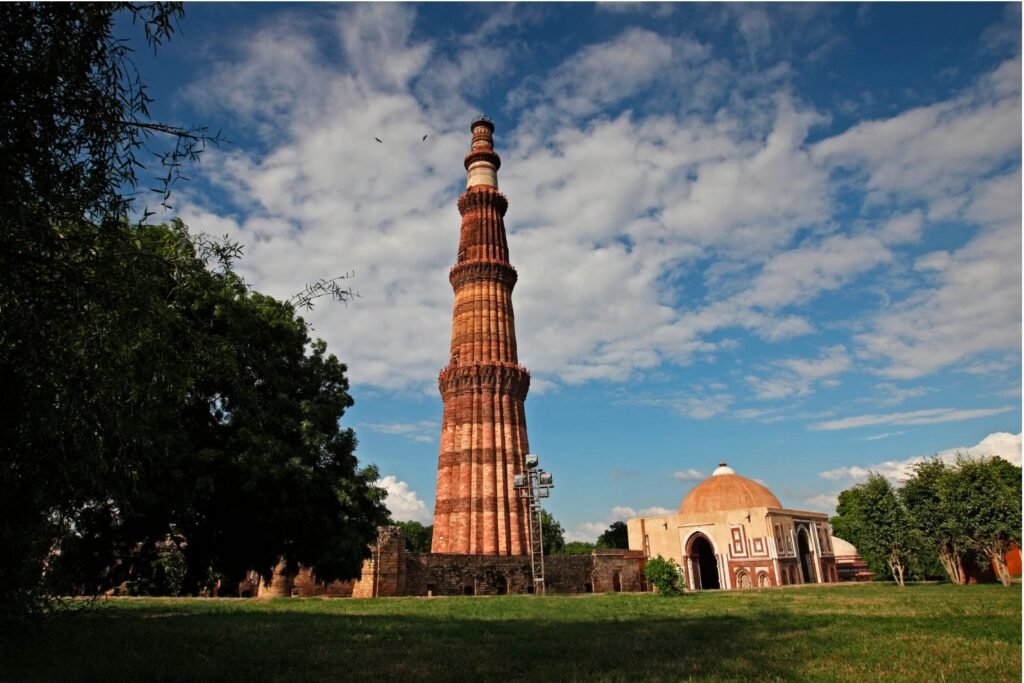 Qutub Minar nearest metro station