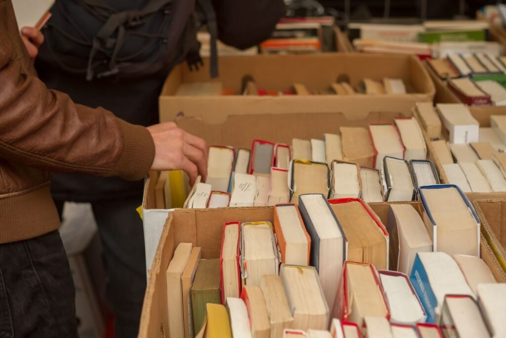 Nearest Metro Station to Daryaganj