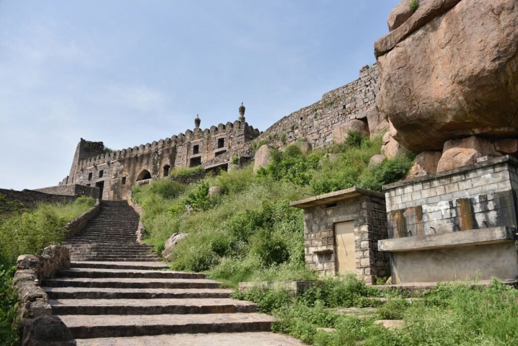 Nearest Metro Station to Golconda Fort