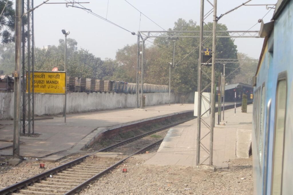 Nearest Metro Station to Sabzi Mandi Railway Station